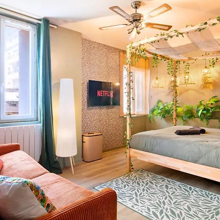 Jungle Cocoon , Sauna Pv , Centre , 4 Personnes
